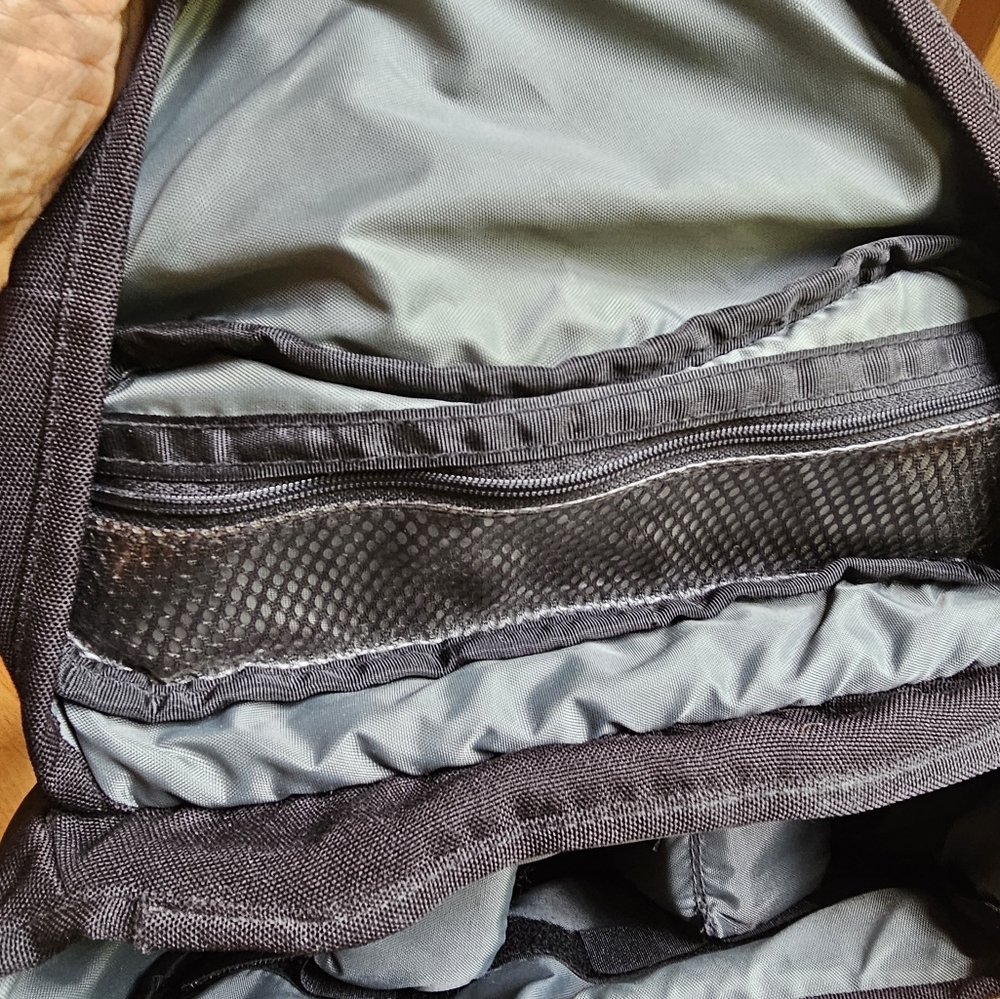 Large Camera Bag - Picture 5 of 7